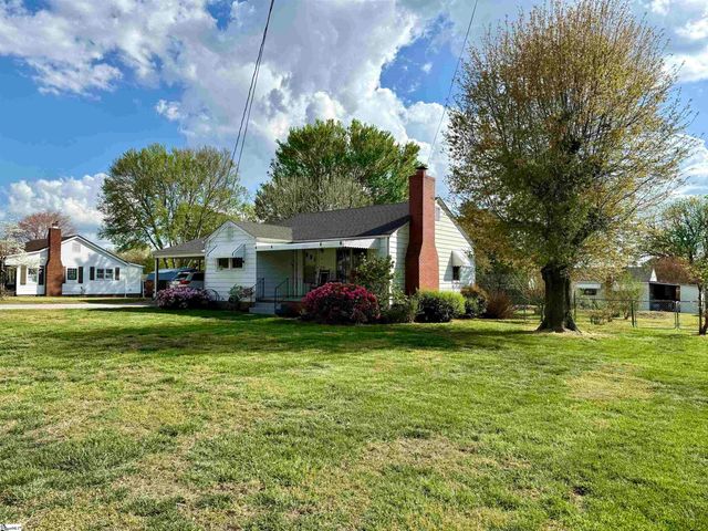 109 Carolina Avenue, Greer, SC 29650