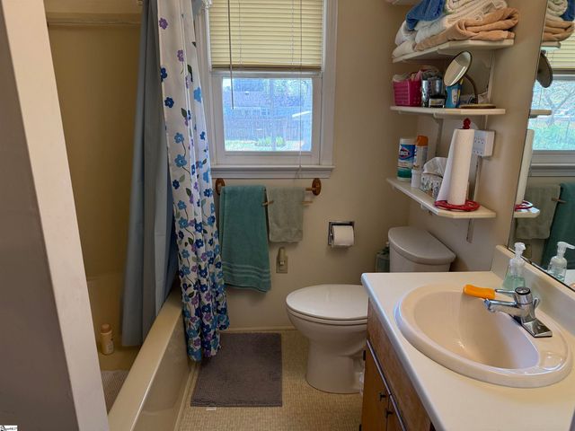 109 Carolina Avenue, Greer, SC 29650