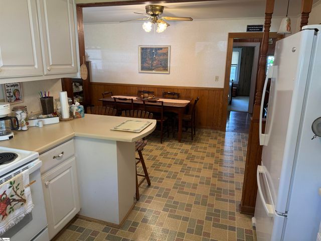 109 Carolina Avenue, Greer, SC 29650