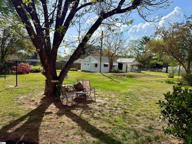 109 Carolina Avenue, Greer, SC 29650