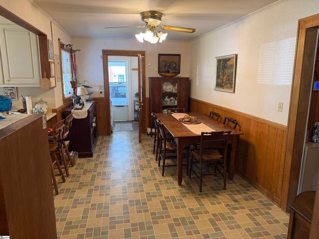 109 Carolina Avenue, Greer, SC 29650