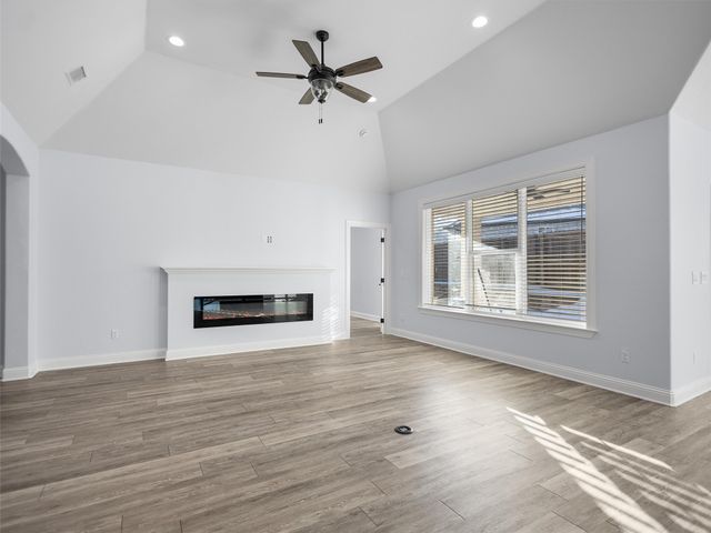 1006 Windy Ridge Drive, Longview, TX 75604