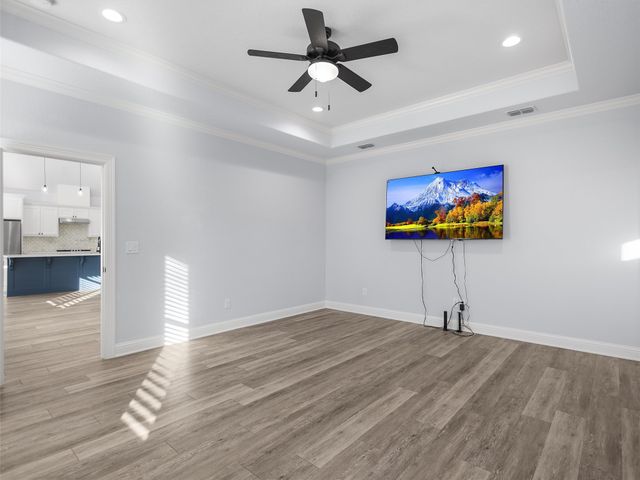 1006 Windy Ridge Drive, Longview, TX 75604