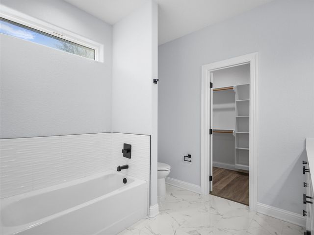 1006 Windy Ridge Drive, Longview, TX 75604