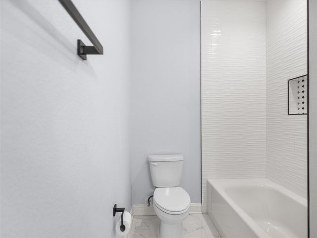 1006 Windy Ridge Drive, Longview, TX 75604