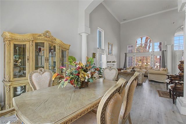 1931 Del Font Court, Las Vegas, NV 89117