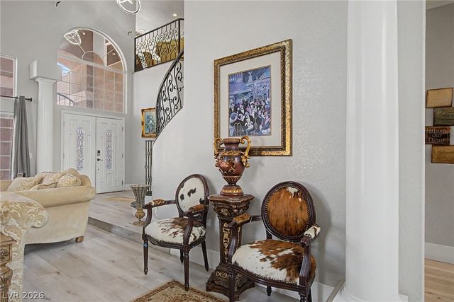 1931 Del Font Court, Las Vegas, NV 89117