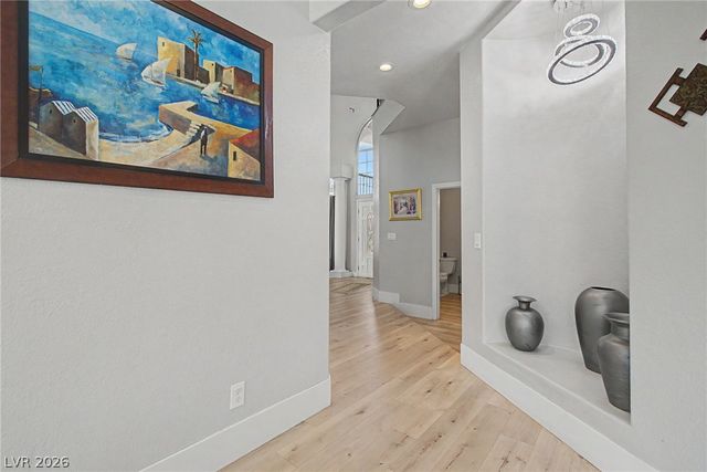 1931 Del Font Court, Las Vegas, NV 89117