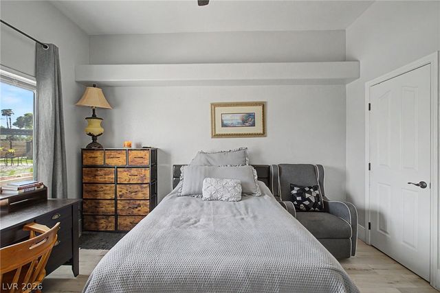 1931 Del Font Court, Las Vegas, NV 89117