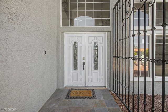 1931 Del Font Court, Las Vegas, NV 89117