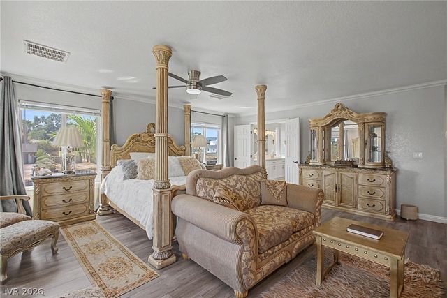 1931 Del Font Court, Las Vegas, NV 89117