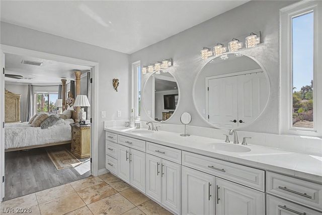 1931 Del Font Court, Las Vegas, NV 89117
