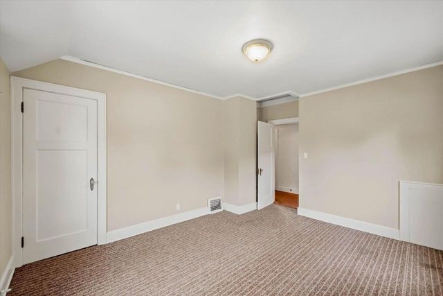 1305 S 124th STREET, Brookfield, WI 53005