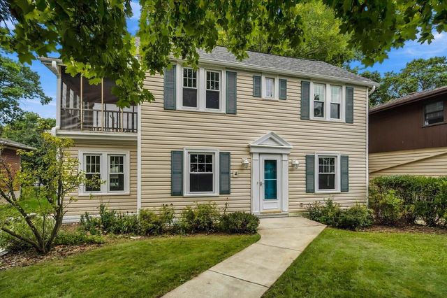 1305 S 124th STREET, Brookfield, WI 53005