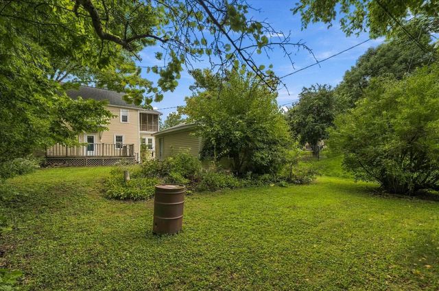 1305 S 124th STREET, Brookfield, WI 53005