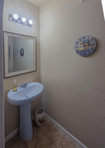 516 E Slaughter LN 1704, Austin, TX 78744