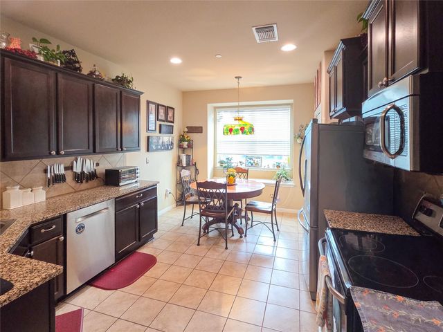 516 E Slaughter LN 1704, Austin, TX 78744