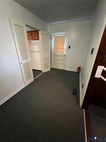 112 S Colonial Dr, Hopewell, VA 23860