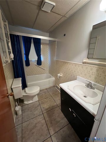 112 S Colonial Dr, Hopewell, VA 23860