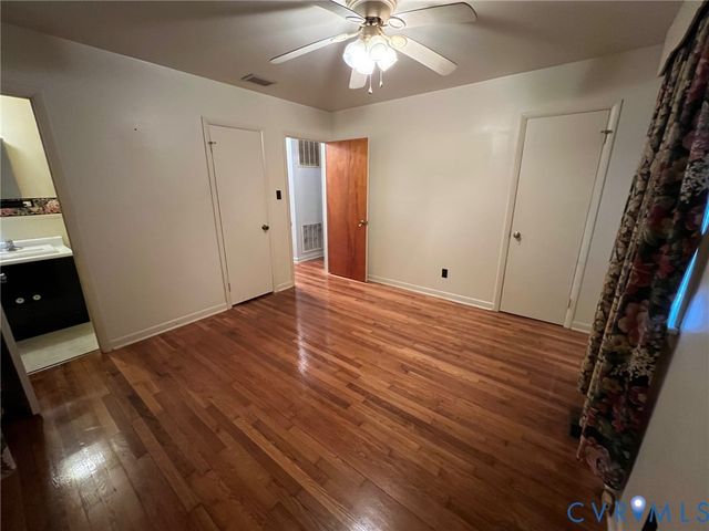 112 S Colonial Dr, Hopewell, VA 23860