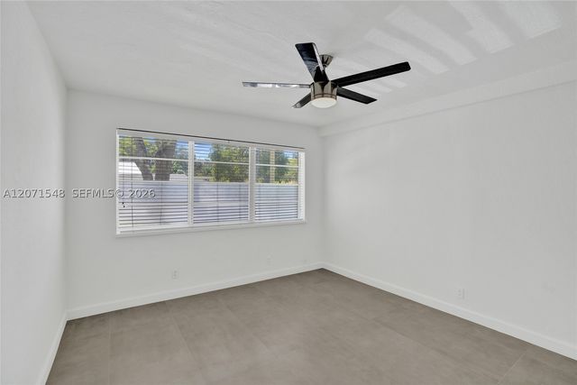 350 S Shore Dr 12, Miami Beach, FL 33141