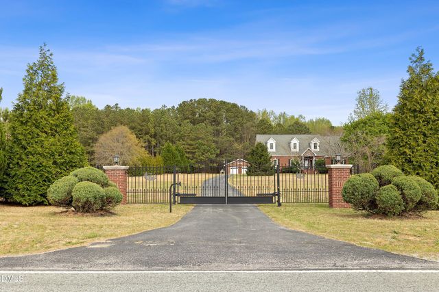 2265 Bud Lipscomb Road, Willow Springs, NC 27592