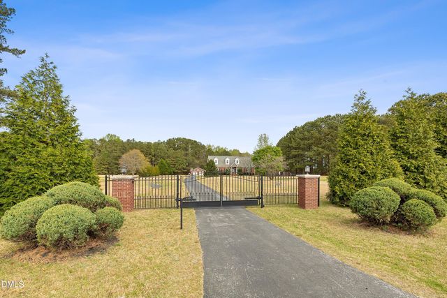 2265 Bud Lipscomb Road, Willow Springs, NC 27592