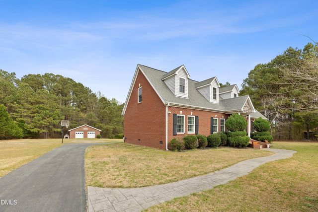 2265 Bud Lipscomb Road, Willow Springs, NC 27592