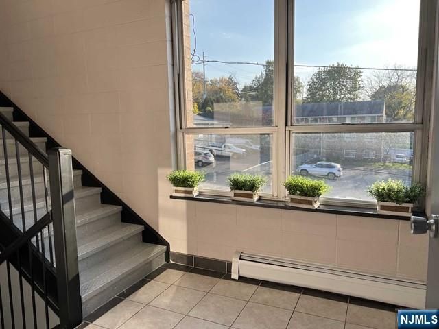 135 Fort Lee Road 207, Leonia, NJ 07605