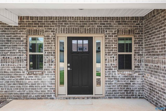 25129 Addlestone Drive, Athens, AL 35613