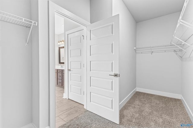 25129 Addlestone Drive, Athens, AL 35613