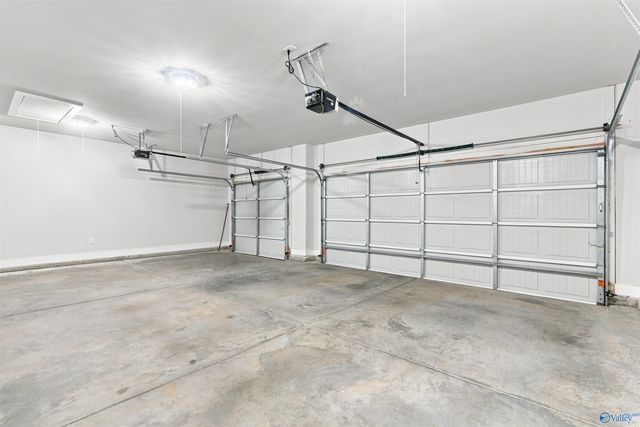 25129 Addlestone Drive, Athens, AL 35613