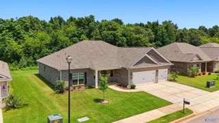25129 Addlestone Drive, Athens, AL 35613