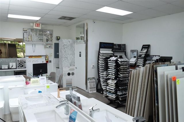 12938 SW 120 st, Kendall, FL 33189