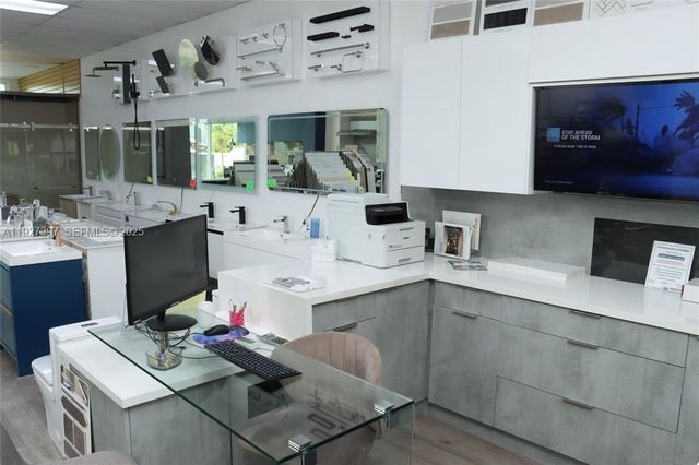 12938 SW 120 st, Kendall, FL 33189