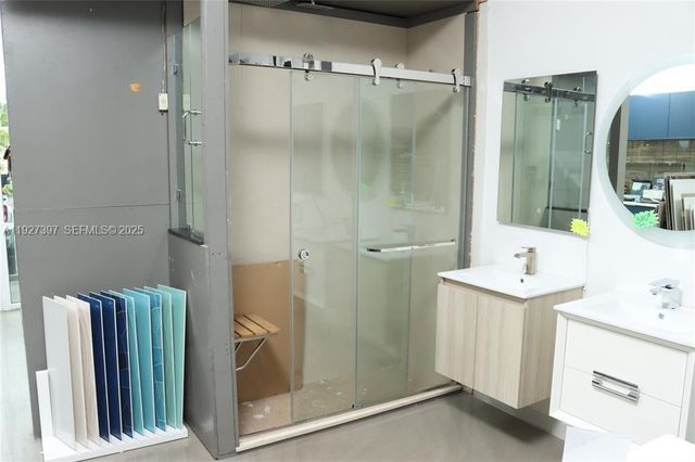 12938 SW 120 st, Kendall, FL 33189