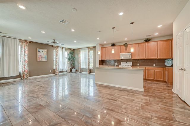 8707 Cimarron Falls Court, Magnolia, TX 77354