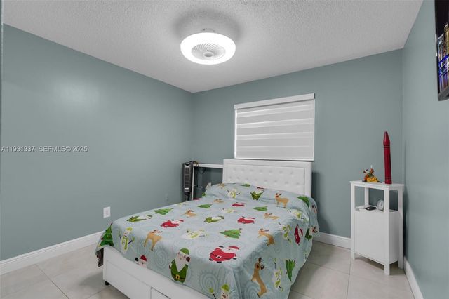 2140 W 53rd St 2140, Hialeah, FL 33016