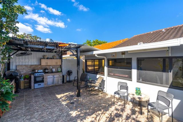 2140 W 53rd St 2140, Hialeah, FL 33016