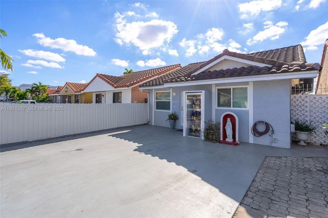 2140 W 53rd St 2140, Hialeah, FL 33016