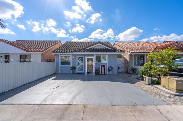 2140 W 53rd St 2140, Hialeah, FL 33016