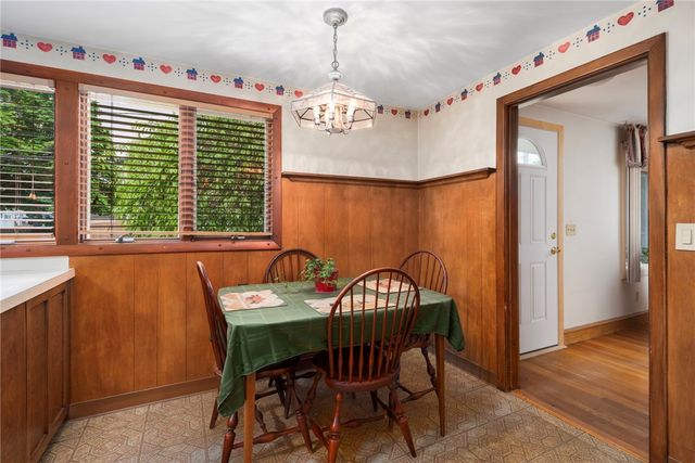 45 Barren Hill Drive, Warwick, RI 02886