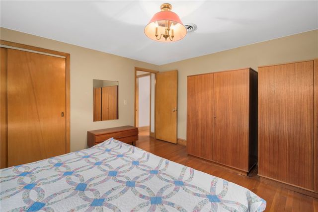 45 Barren Hill Drive, Warwick, RI 02886