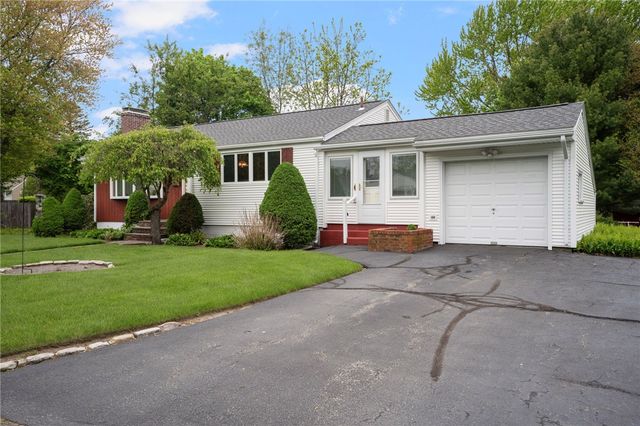 45 Barren Hill Drive, Warwick, RI 02886