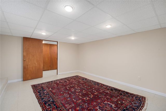 45 Barren Hill Drive, Warwick, RI 02886
