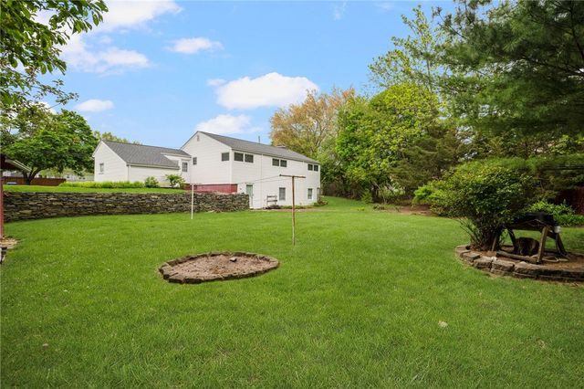 45 Barren Hill Drive, Warwick, RI 02886