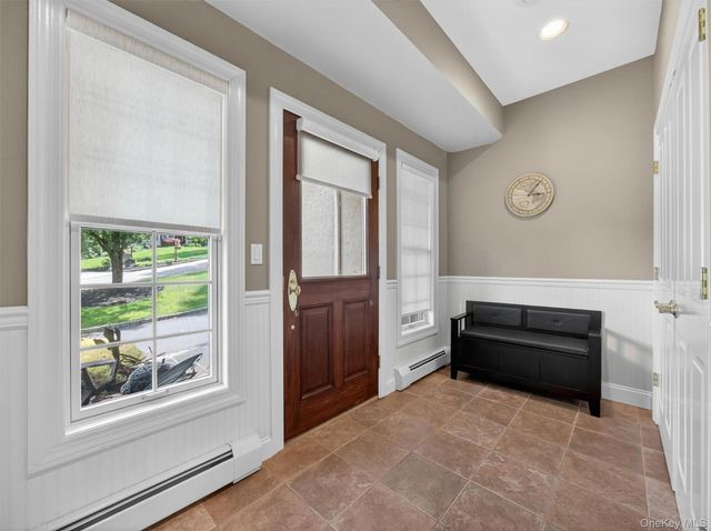 2 Running Brook Lane, New City, NY 10956