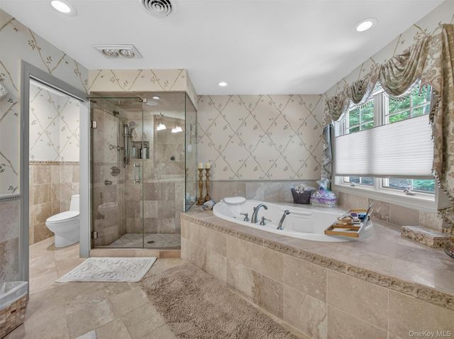 2 Running Brook Lane, New City, NY 10956