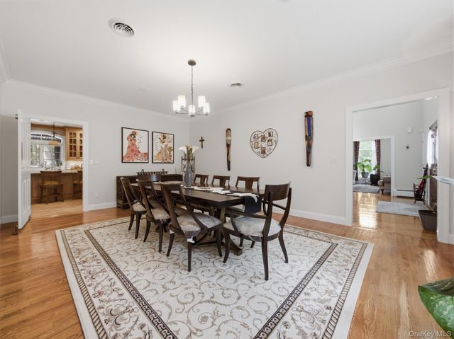 2 Running Brook Lane, New City, NY 10956
