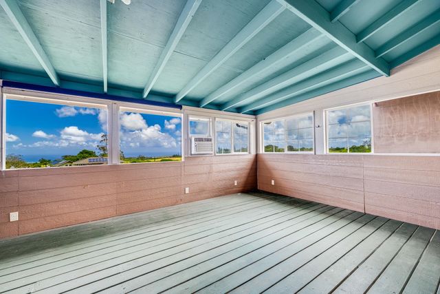 244 N Makaleha Pl, Makawao, HI 96768